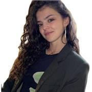 Profesora de Educación Infantil y Primaria en Inglés. Me adapto a la edad, necesidades y ritmos de los niños.